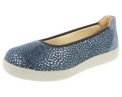 Womens Wide Fit Stretch Fabric Slip-On Everyday Shoes - Garganey